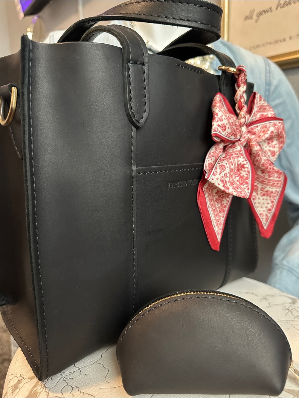 ❤️last price drop PLG Lola snap Crossbody bag, taco, zip pouch - Picture 6 of 15